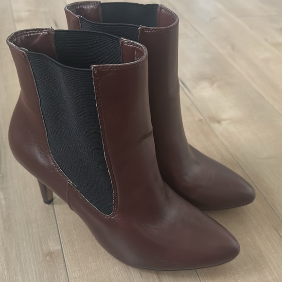 Boots - Picture 2 of 7